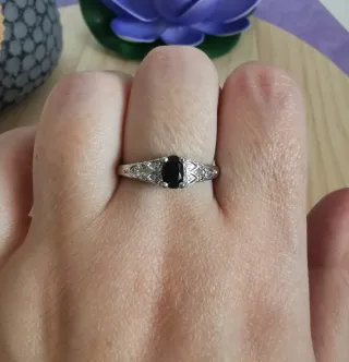 Anillo Espinela Negra Natural Ajustable