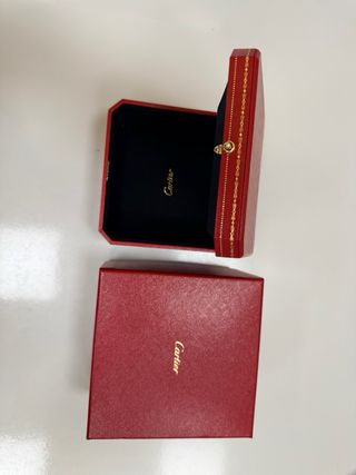 Caja Jaeger-LeCoultre, Chanel y Cartier.