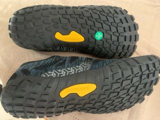 Zapatillas SAGUARO Negras Talla 38 Nuevas