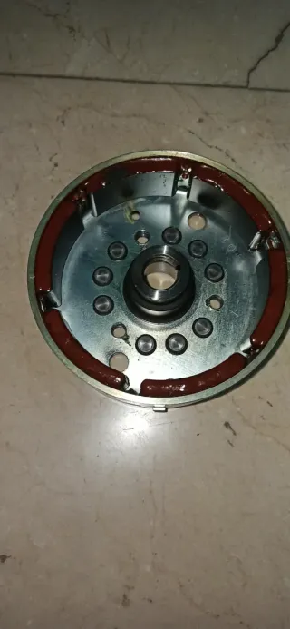 Volante Magnético Kawasaki Kle 500 original.