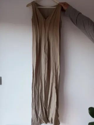 Vestido largo tirantes beige