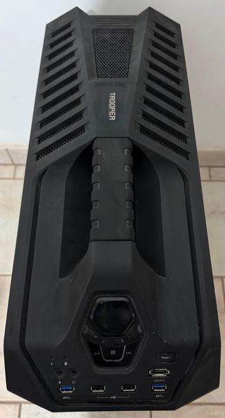 Cooler Master CMSTORM TROOPER + Alimentatore G750M