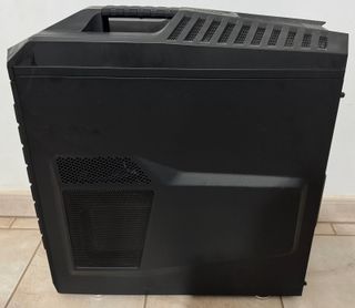 Cooler Master CMSTORM TROOPER + Alimentatore G750M