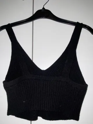 Top negro tirantes canalé