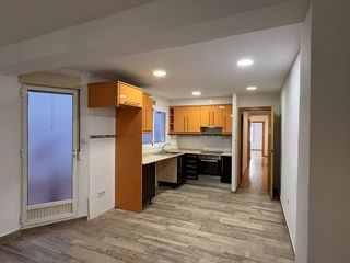 Piso en venta en Benicalap en Valencia