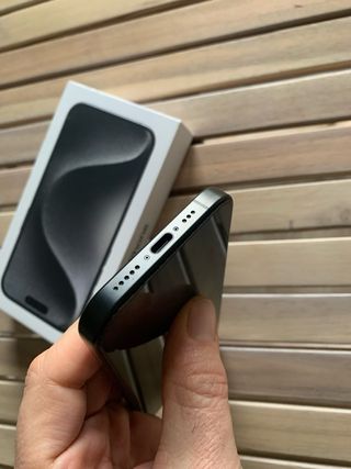 iPhone 15 Pro 256gb Negro titanio