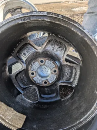 2 llantas 15' Renault 1