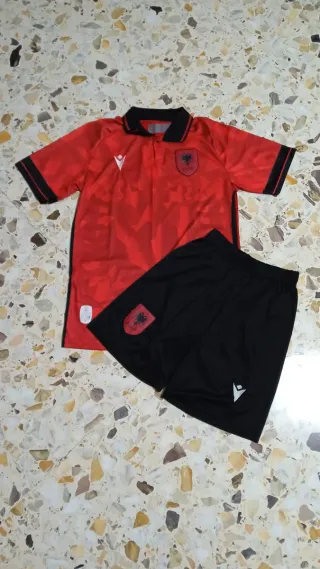 Kit calcio Albania
