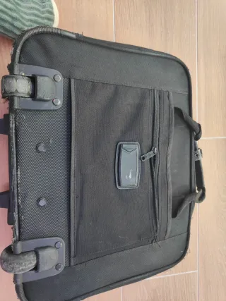 Maletín portátil con ruedas marca sweex