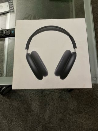 AirPods Max 2025 Color “Medianoche” Nuovi. USBc.