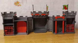 Playmobil Castillo Maletín Lobo