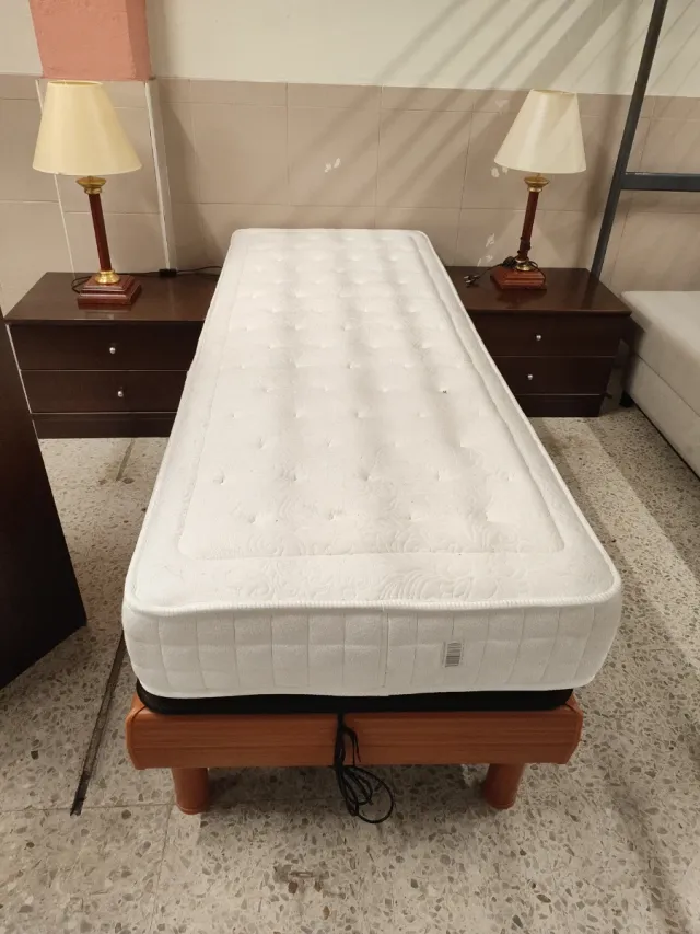 Cama Articulada 70x190cm Madera y Tela