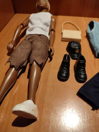 Muñeca Flavas Barbie negra afro mattel 2003