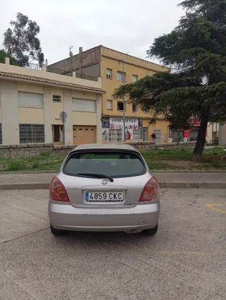 Nissan Almera 2004