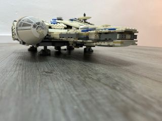 Lego 75212 Halcón Milenario y figuras.