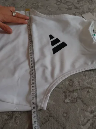 Camiseta ZNE de Adidas sin mangas