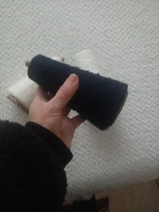 Conos de lana (3 unidades)