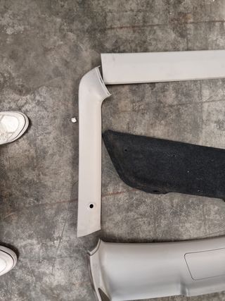 Plasticos interior porton Mercedes W203 Sportcoupe