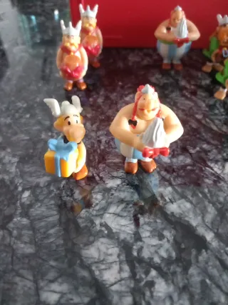 Figuras de ASTERIX Y OBELIX