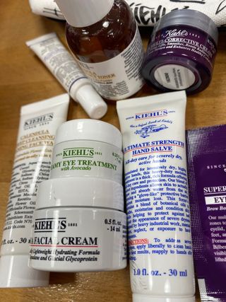 Set de cuidado Kiehl's con neceser