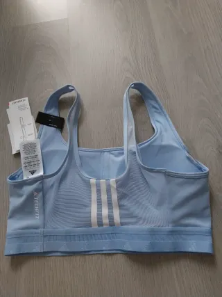 Top deportivo Adidas azul