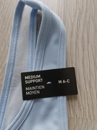 Top deportivo Adidas azul