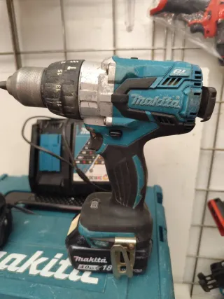 Kit Makita Taladro Atornillador y Radial