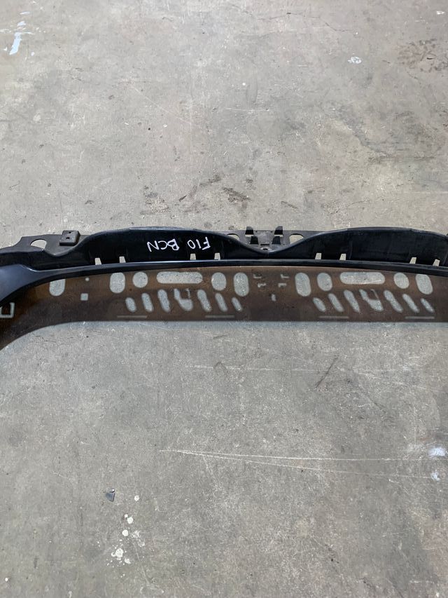 Soporte Paragolpes BMW F10