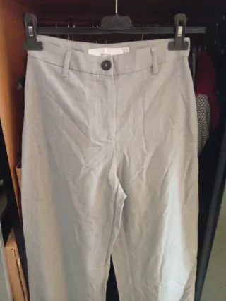 Pantaloni Bershka grigi