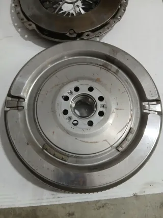 Embrague Volkswagen Multivan t5 2.5 tdi 130cv AXD