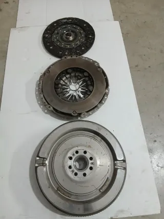 Embrague Volkswagen Multivan t5 2.5 tdi 130cv AXD