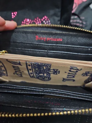 Conjunto Juicy Couture: Mochila, Cartera y Gorra