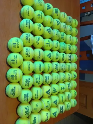 Lote 80 pelotas pádel usadas.
