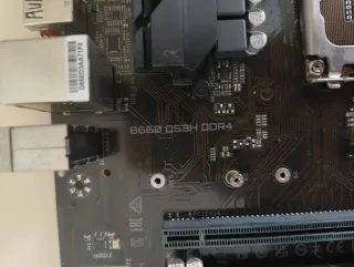 Placa Base Gigabyte B660 DS3H DDR4