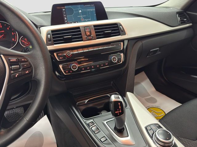 BMW Serie 3 318d Touring