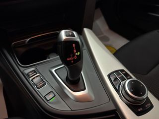 BMW Serie 3 318d Touring