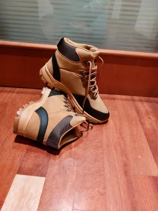 Scarponcini uomo marroni e neri