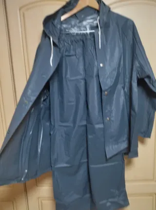 Chubasquero impermeable completo azul