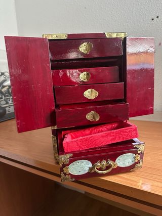 Joyero Japonés Rojo y Dorado