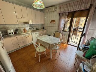 Casa adosada en venta en Yepes