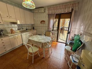 Casa adosada en venta en Yepes