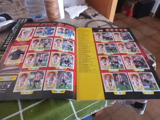 Álbum Liga Este 2009-10 Panini