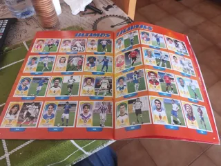 Álbum Liga Este 2009-10 Panini