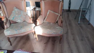 Dos sillones orejeros vintage en arroyomolinos