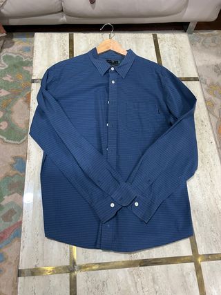 Camisa de hombre azul