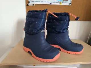 Botas de agua niña talla 28
