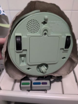 Muñeco Baby Yoda con Mando