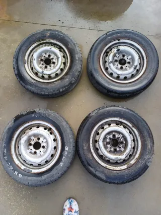 Llantas Seat 124 (4 unidades)