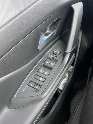 Peugeot 308 5p GT HYBRID eDCS6