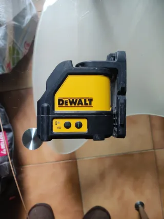 Nivel Láser DeWalt DW088CG-XJ